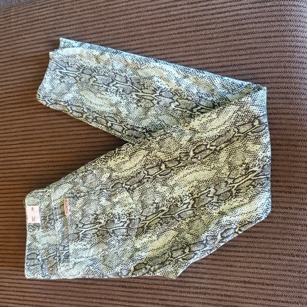 Hudson, Skinny jeans, midrise, blue snake print, 29